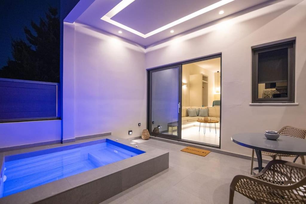 Pearl Suites And Villa Tinos Bagian luar foto