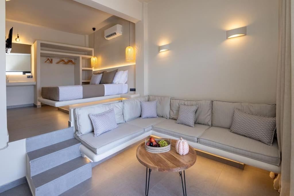 Pearl Suites And Villa Tinos Bagian luar foto